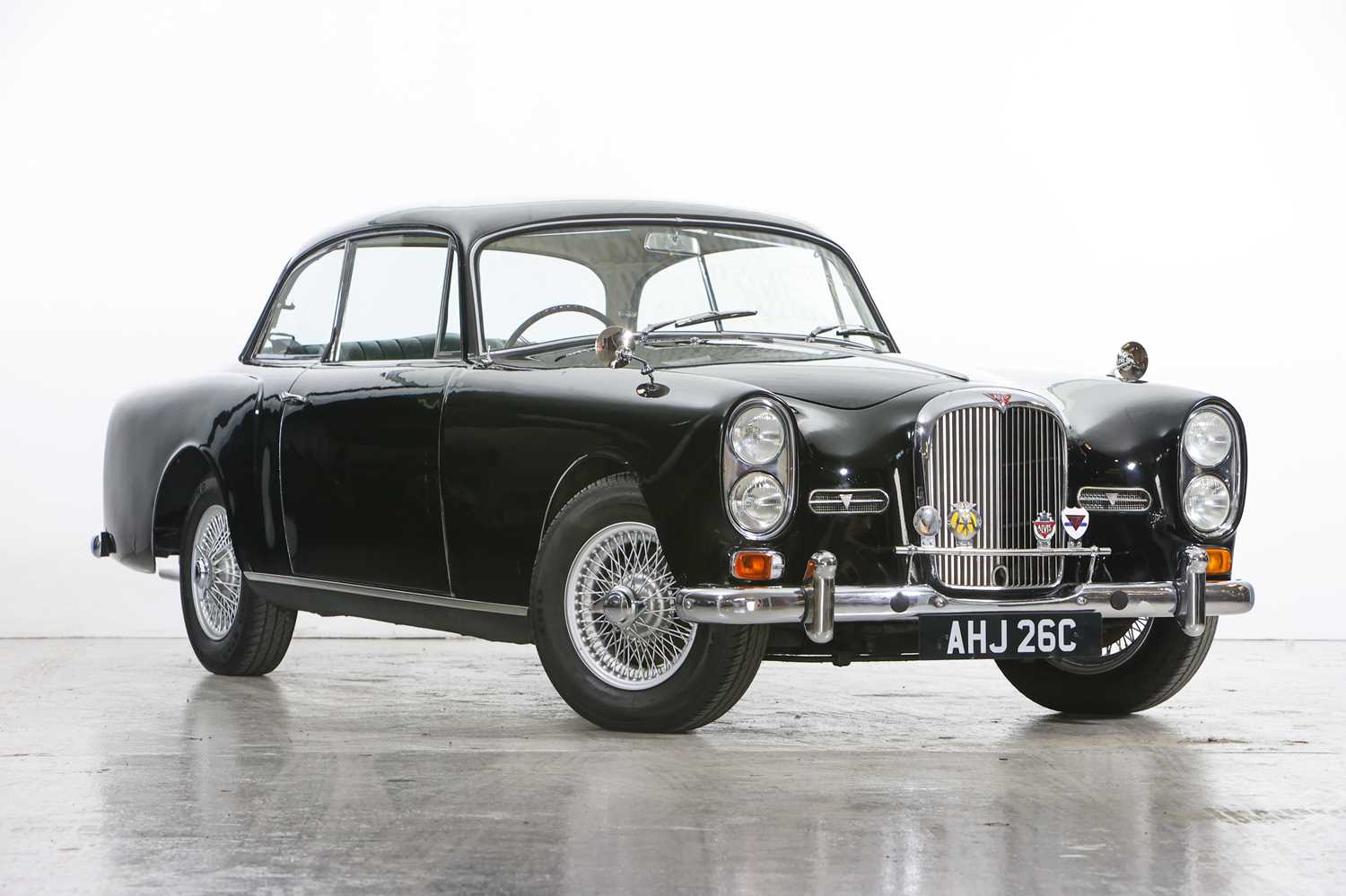 343 - 1965 Alvis TE21 Saloon