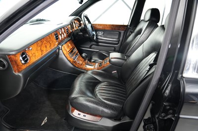 Lot 213 - 2001 Bentley Arnage Red Label