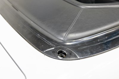 Lot 1995 Mercedes Benz R129 SL320