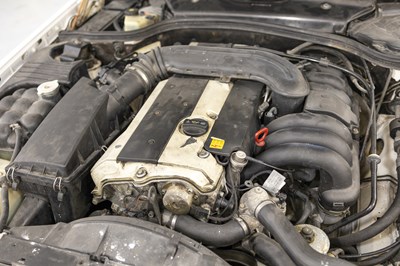 Lot 1995 Mercedes Benz R129 SL320