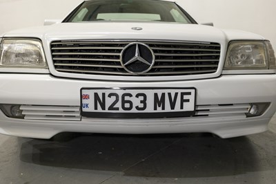 Lot 1995 Mercedes Benz R129 SL320