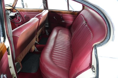 Lot 1968 Jaguar 240