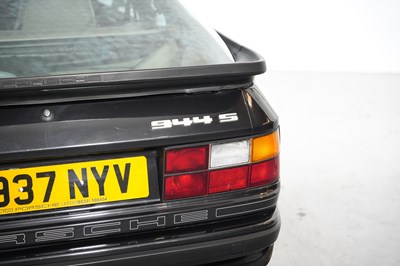 Lot 270 - 1988 Porsche 944 S