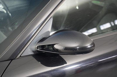 Lot 2005 Porsche Cayman S