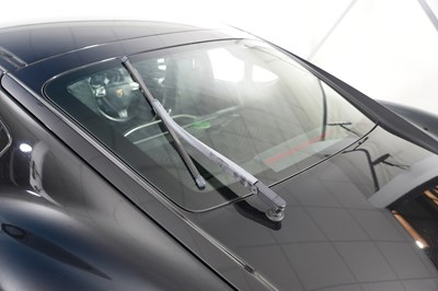 Lot 2005 Porsche Cayman S