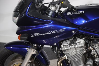 Lot 2003 Suzuki GSF600S Bandit