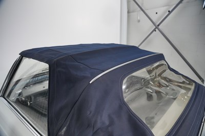 Lot 1965 Mercedes-Benz 230 SL