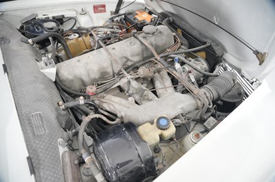 Lot 1965 Mercedes-Benz 230 SL