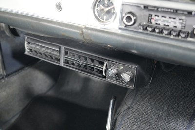 Lot 1965 Mercedes-Benz 230 SL
