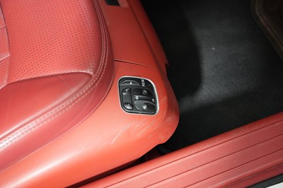 Lot 2004 Mercedes-Benz SL65 AMG