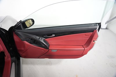 Lot 2004 Mercedes-Benz SL65 AMG
