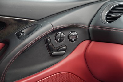 Lot 2004 Mercedes-Benz SL65 AMG