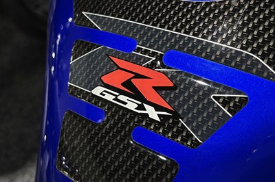 Lot 2000 Suzuki GSX1300R Hayabusa