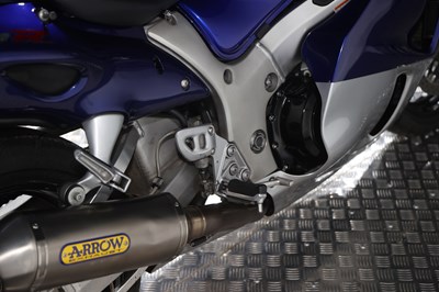 Lot 2000 Suzuki GSX1300R Hayabusa