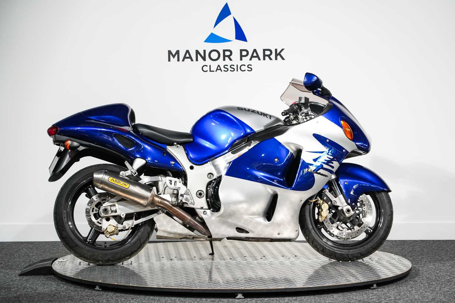 132 - 2000 Suzuki GSX1300R Hayabusa