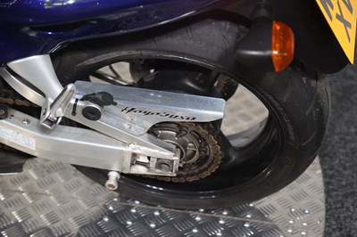 Lot 2000 Suzuki GSX1300R Hayabusa