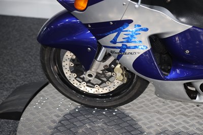 Lot 2000 Suzuki GSX1300R Hayabusa