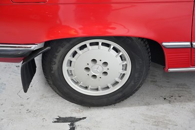 Lot 284 - 1984 Mercedes-Benz 280 SL