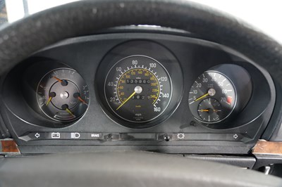 Lot 284 - 1984 Mercedes-Benz 280 SL