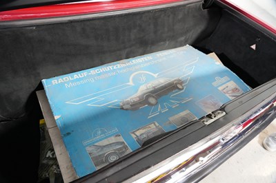 Lot 284 - 1984 Mercedes-Benz 280 SL