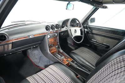 Lot 284 - 1984 Mercedes-Benz 280 SL