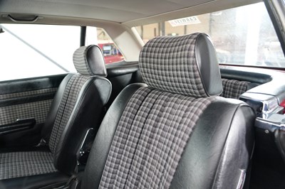 Lot 284 - 1984 Mercedes-Benz 280 SL