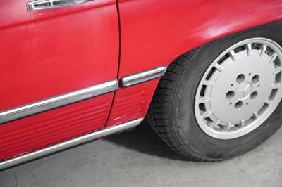 Lot 284 - 1984 Mercedes-Benz 280 SL
