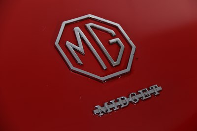 Lot 1966 MG Midget 1100