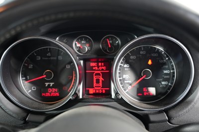 Lot 233 - 2007 Audi TT 3.2 Quattro