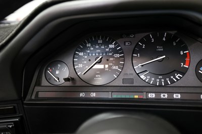 Lot 159 - 1993 BMW 318 Lux Touring