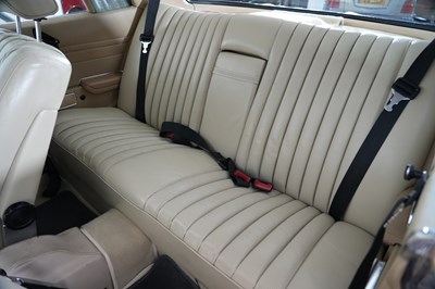 Lot 1979 Mercedes-Benz 280 SLC
