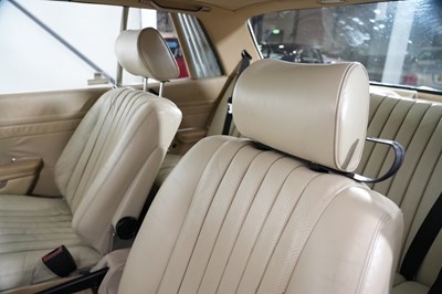 Lot 1979 Mercedes-Benz 280 SLC