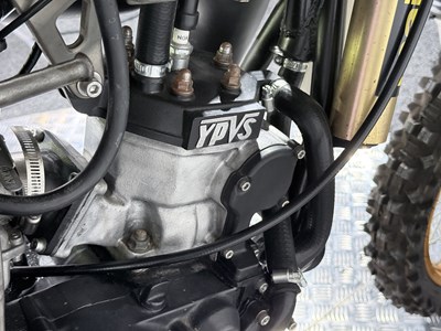 Lot 16 - 1982 Yamaha YZ250J