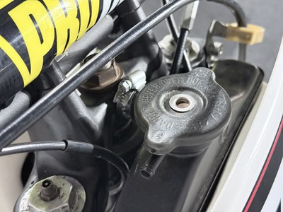 Lot 16 - 1982 Yamaha YZ250J
