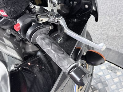 Lot 2008 Aprilia RSV1000R