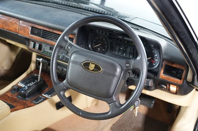 Lot 222 - 1990 Jaguar XJ-S 5.3 Convertible