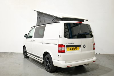 Lot 121 - 2011 Volkswagen Transporter T26 Camper