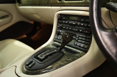 Lot 112 - 2001 Jaguar XKR