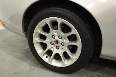 Lot 112 - 2001 Jaguar XKR