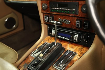 Lot 169 - 1987 Daimler Double Six Auto