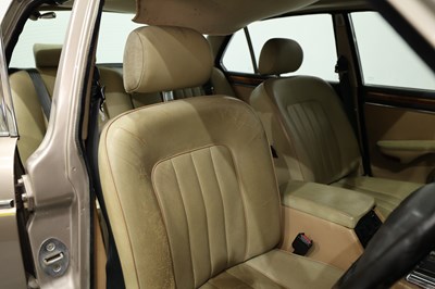 Lot 169 - 1987 Daimler Double Six Auto