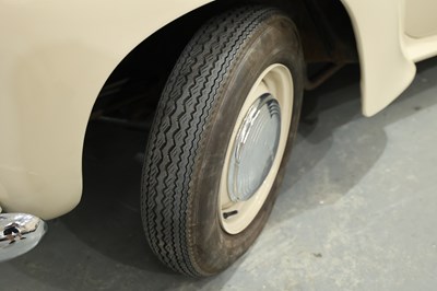 Lot 128 - 1950 Vauxhall Velox 6 LIP