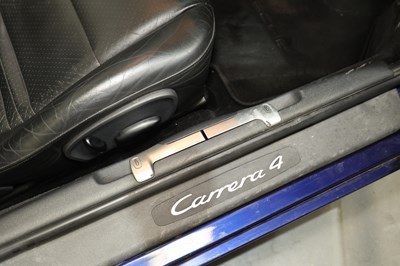 Lot 155 - 1999 Porsche 911 Carrera 4