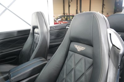 Lot 2008 Bentley Continental GTC