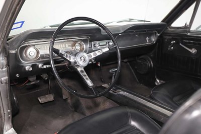 Lot 1965 Ford Mustang