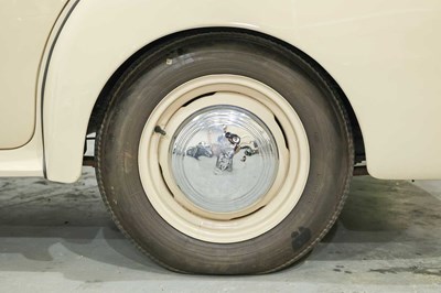 Lot 1950 Vauxhall Velox 6 LIP