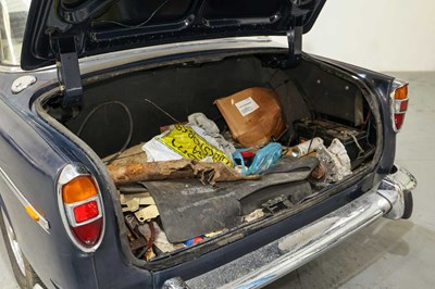 Lot 1972 Rover P5B Saloon