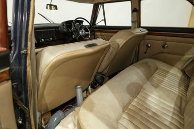 Lot 1972 Rover P5B Saloon