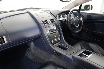 Lot 2008 Aston Martin V8 Vantage