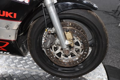 Lot 1988 Suzuki GSXR1100